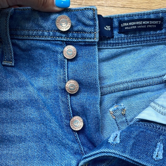 Hollister ultra high rise mom shorts - Picture 5 of 5